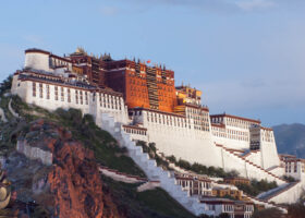 4 days Holy City Lhasa Tour